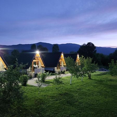 Resort La Familia Bihać Екстериор снимка