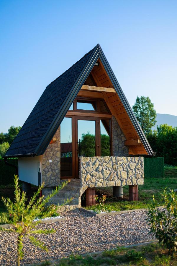 Resort La Familia Bihać Екстериор снимка
